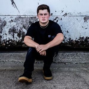 Meet your Posher, Jackson